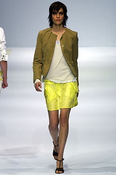 Burberry S/S 03 Look 63