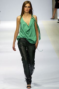 Burberry S/S 03 Look 110