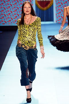 Betsey Johnson F/W 03 Look 86