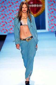 Betsey Johnson F/W 03 Look 124