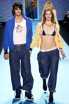 Betsey Johnson F/W 03 Look 140