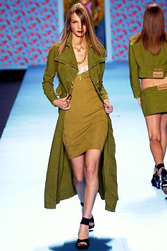 Betsey Johnson F/W 03 Look 207