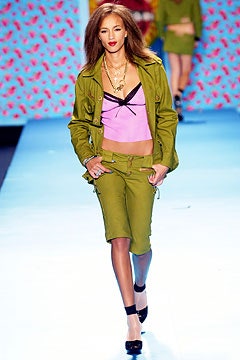 Betsey Johnson F/W 03 Look 210