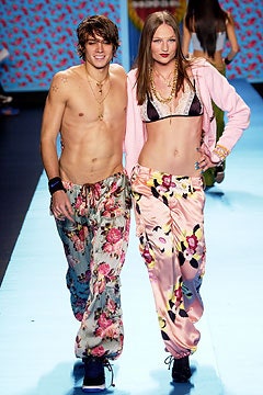 Betsey Johnson F/W 03 Look 227