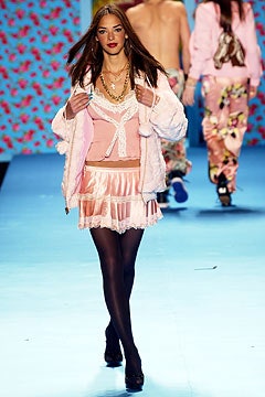 Betsey Johnson F/W 03 Look 230