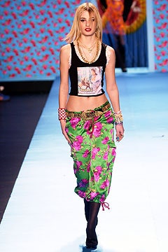 Betsey Johnson F/W 03 Look 254