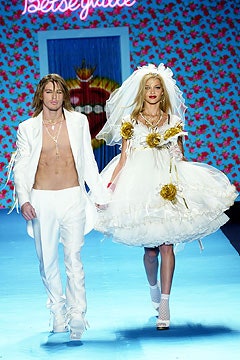 Betsey Johnson F/W 03 Look 315