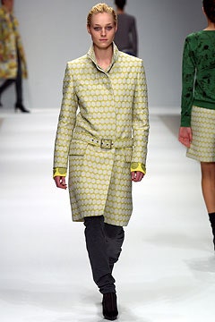 yellow unknown long-sleeve collared tailored printed belted coat