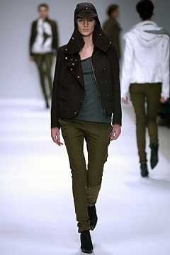 Burberry F/W 03 Look 91