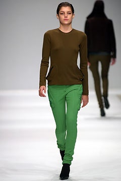 Burberry F/W 03 Look 102