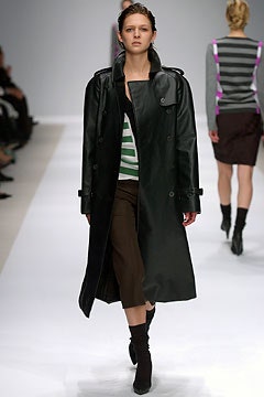 Burberry F/W 03 Look 133