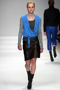 Burberry F/W 03 Look 183