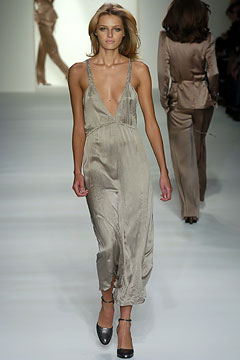 Calvin Klein Collection F/W 04 Look 9