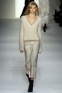 Calvin Klein Collection F/W 04 Look 72