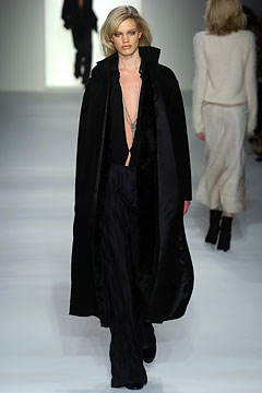 Calvin Klein Collection F/W 04 Look 77