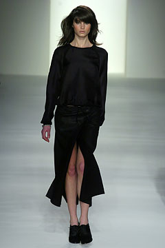 Calvin Klein Collection F/W 04 Look 148