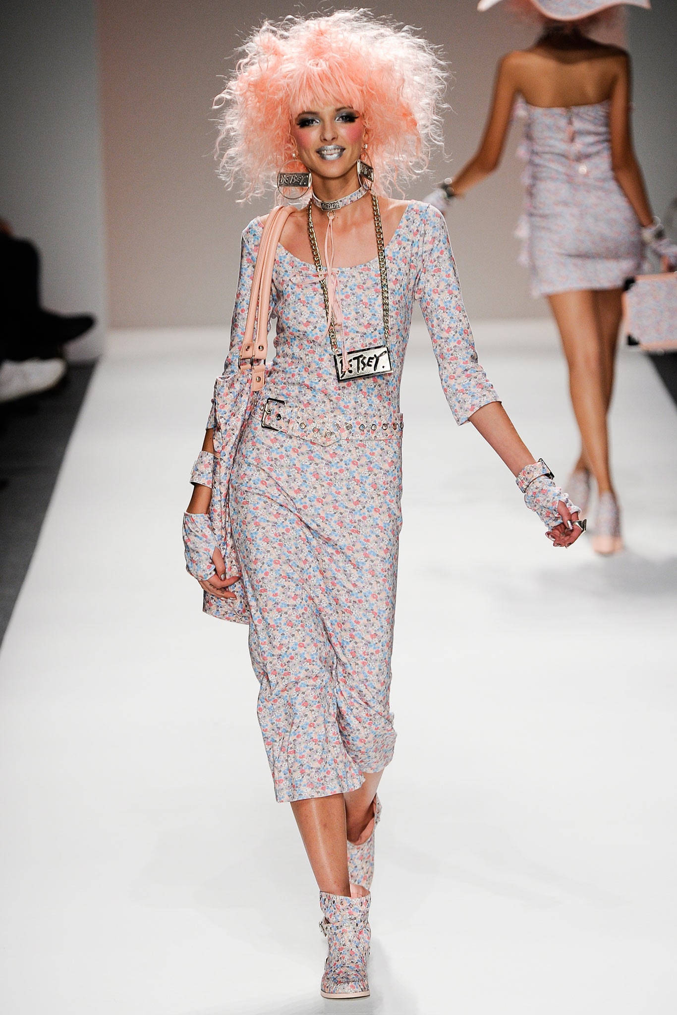 floral long-sleeve belted dress