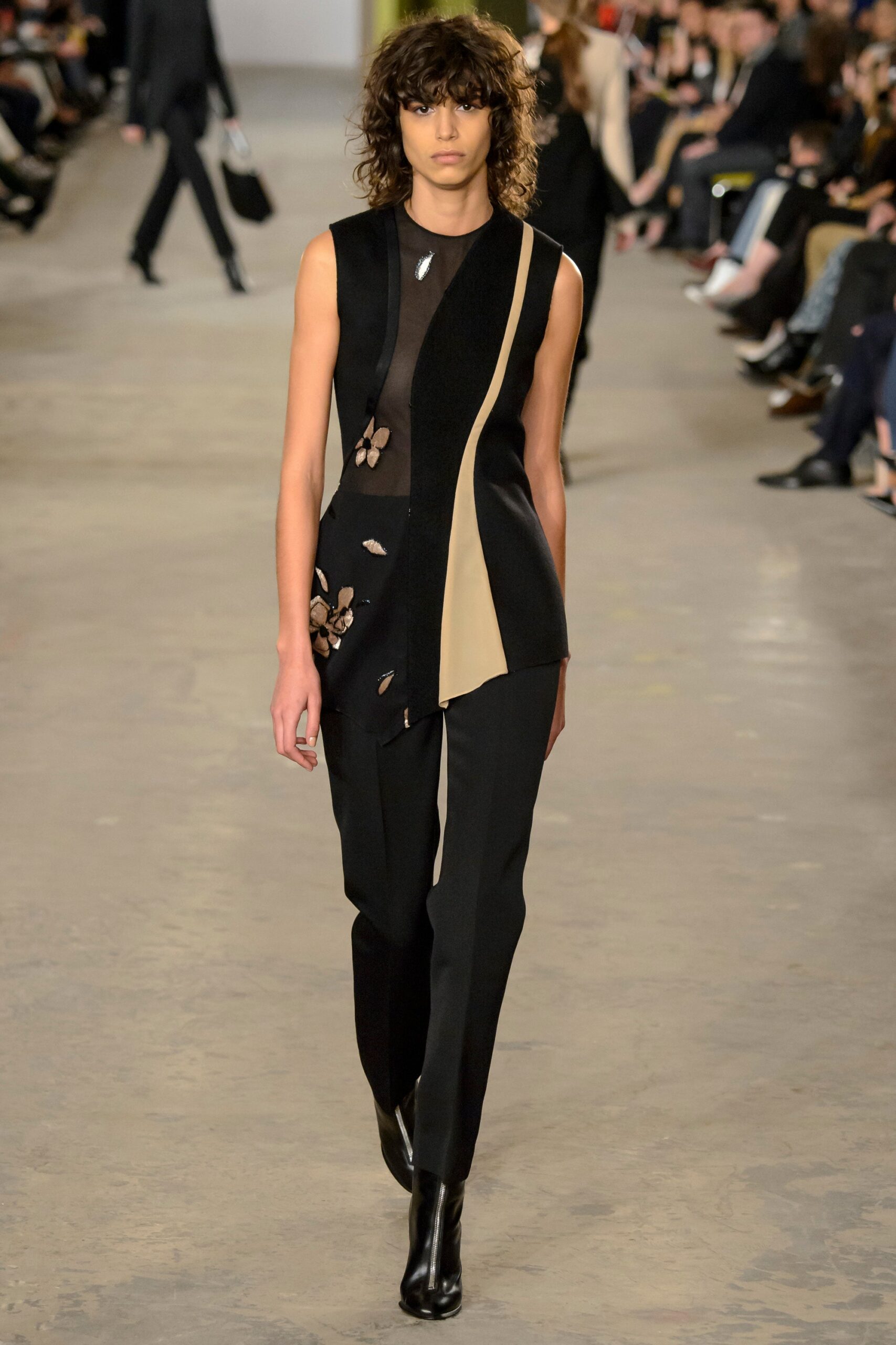 Boss F/W 16 Look 24