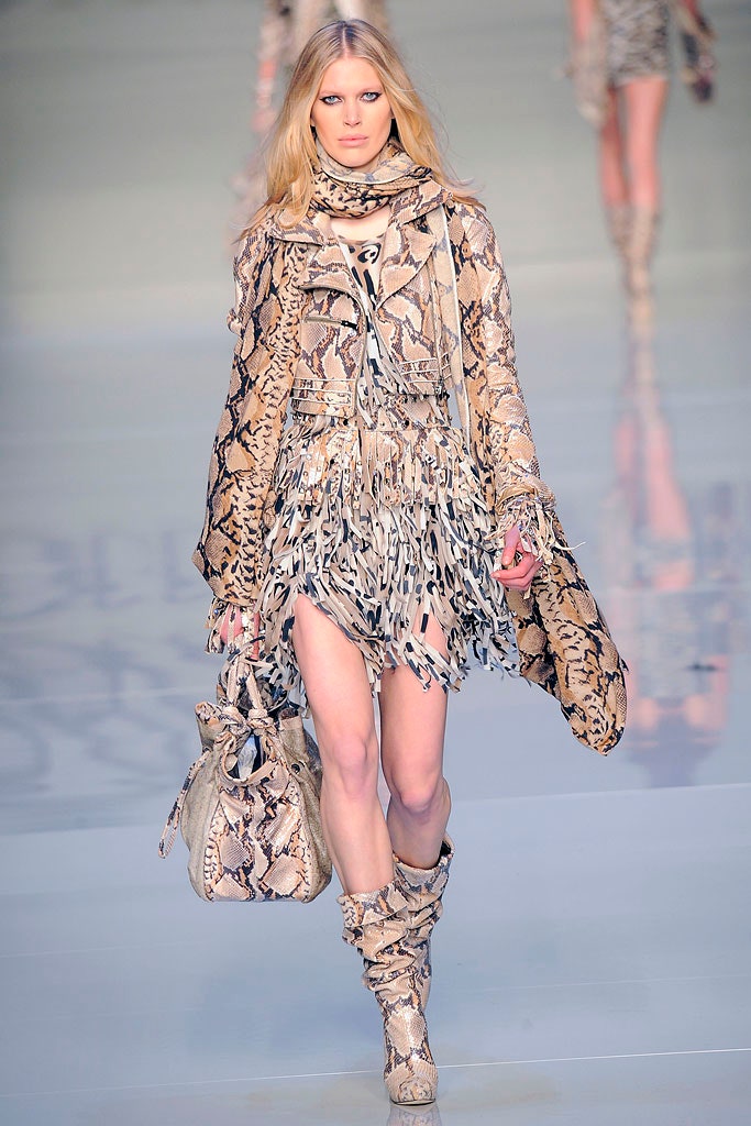 Blumarine F/W 10 Look 187