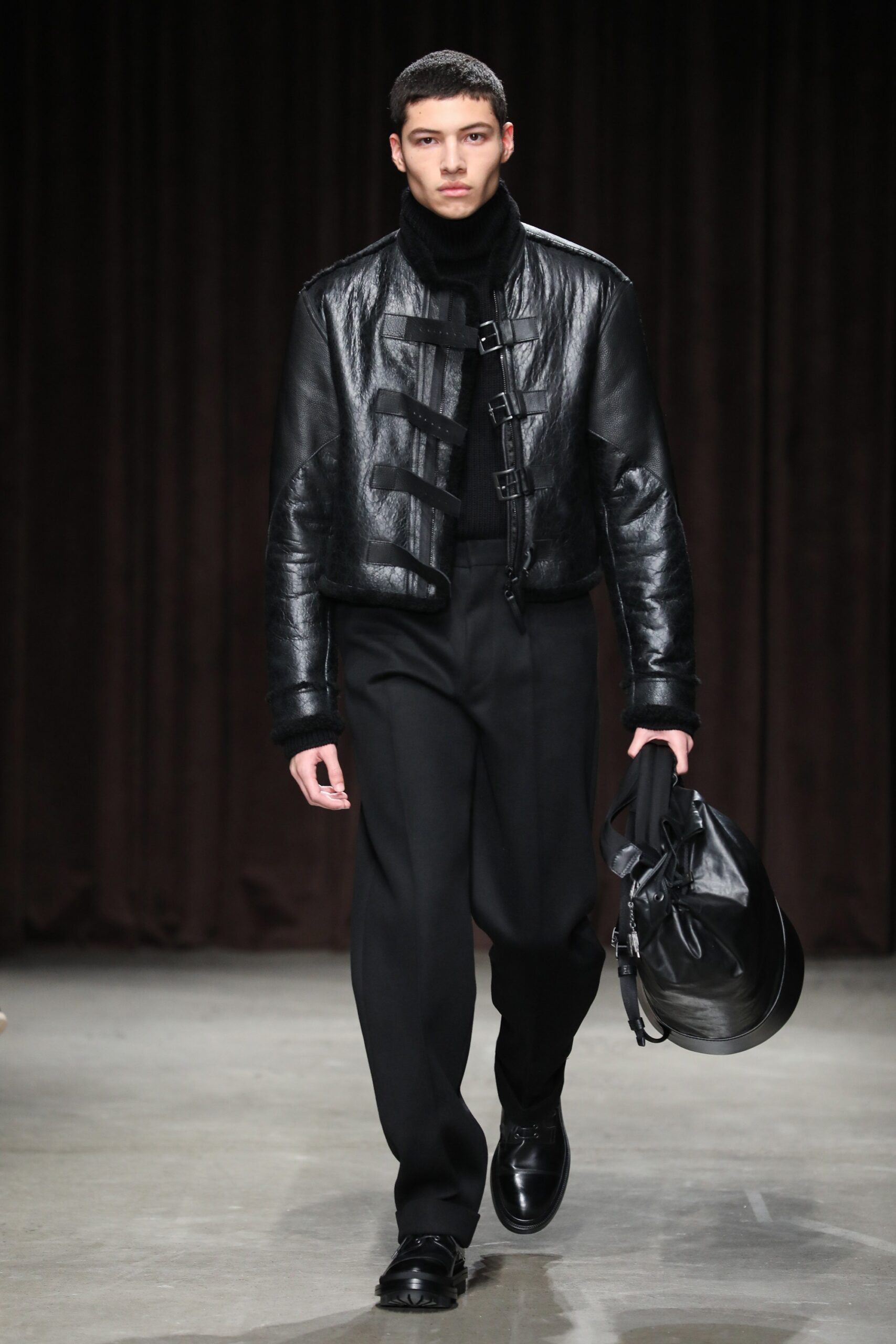 Boss F/W 17 Menswear Look 294