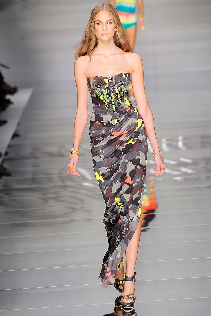Blumarine S/S 10 Look 149
