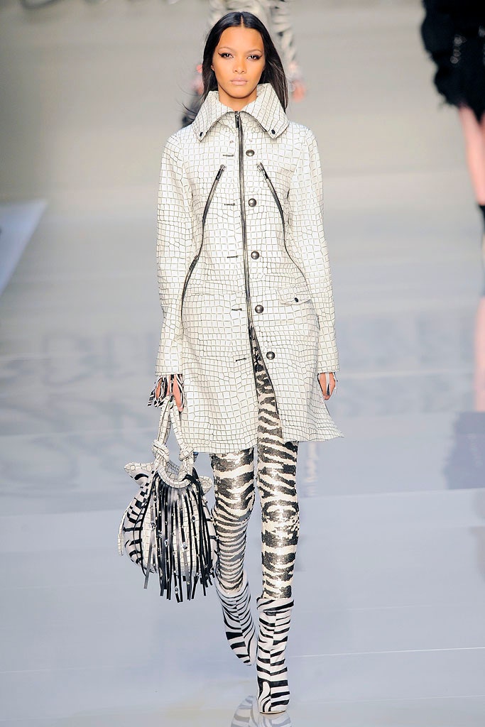 Blumarine F/W 10 Look 115