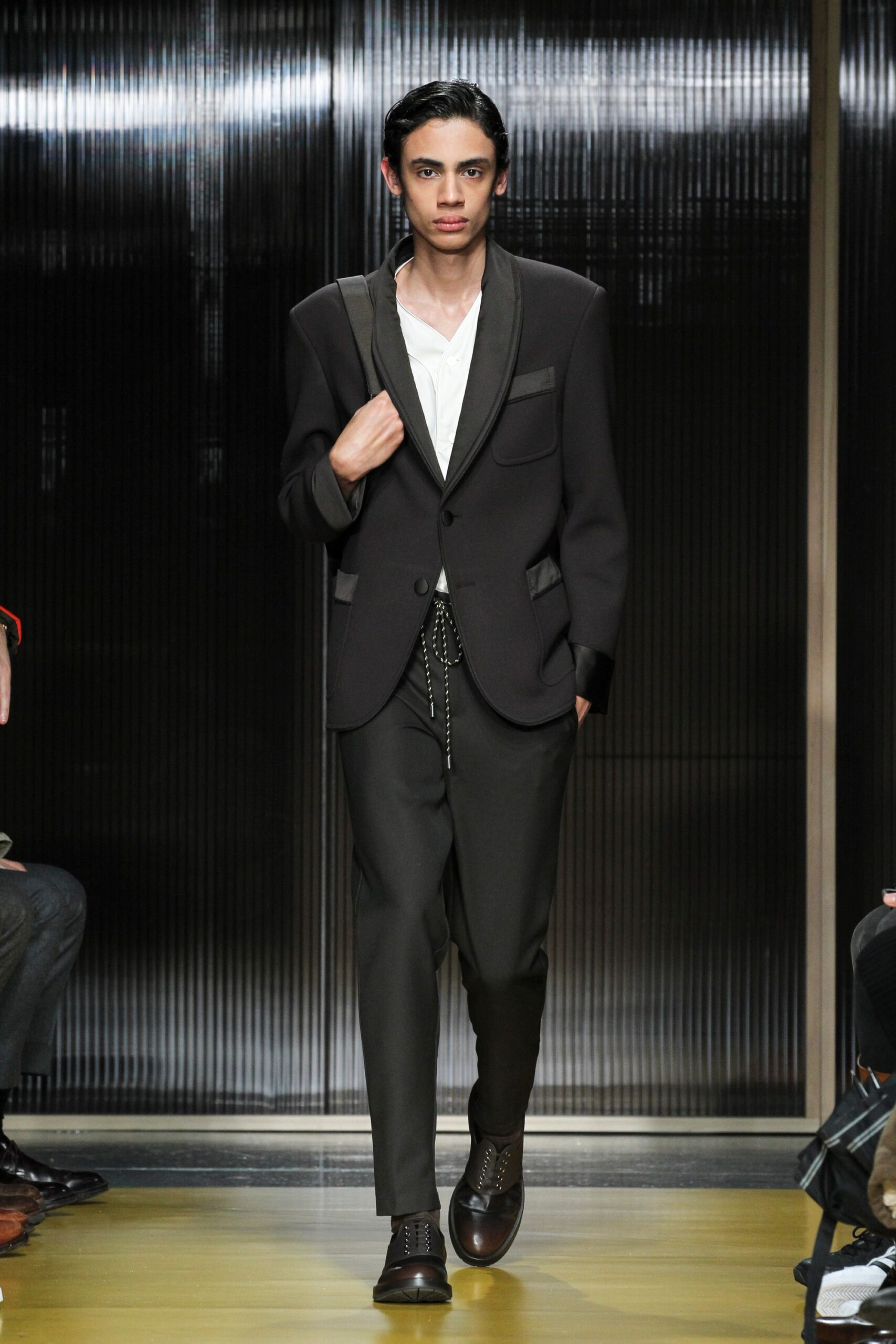 Boss F/W 18 Menswear Look 274