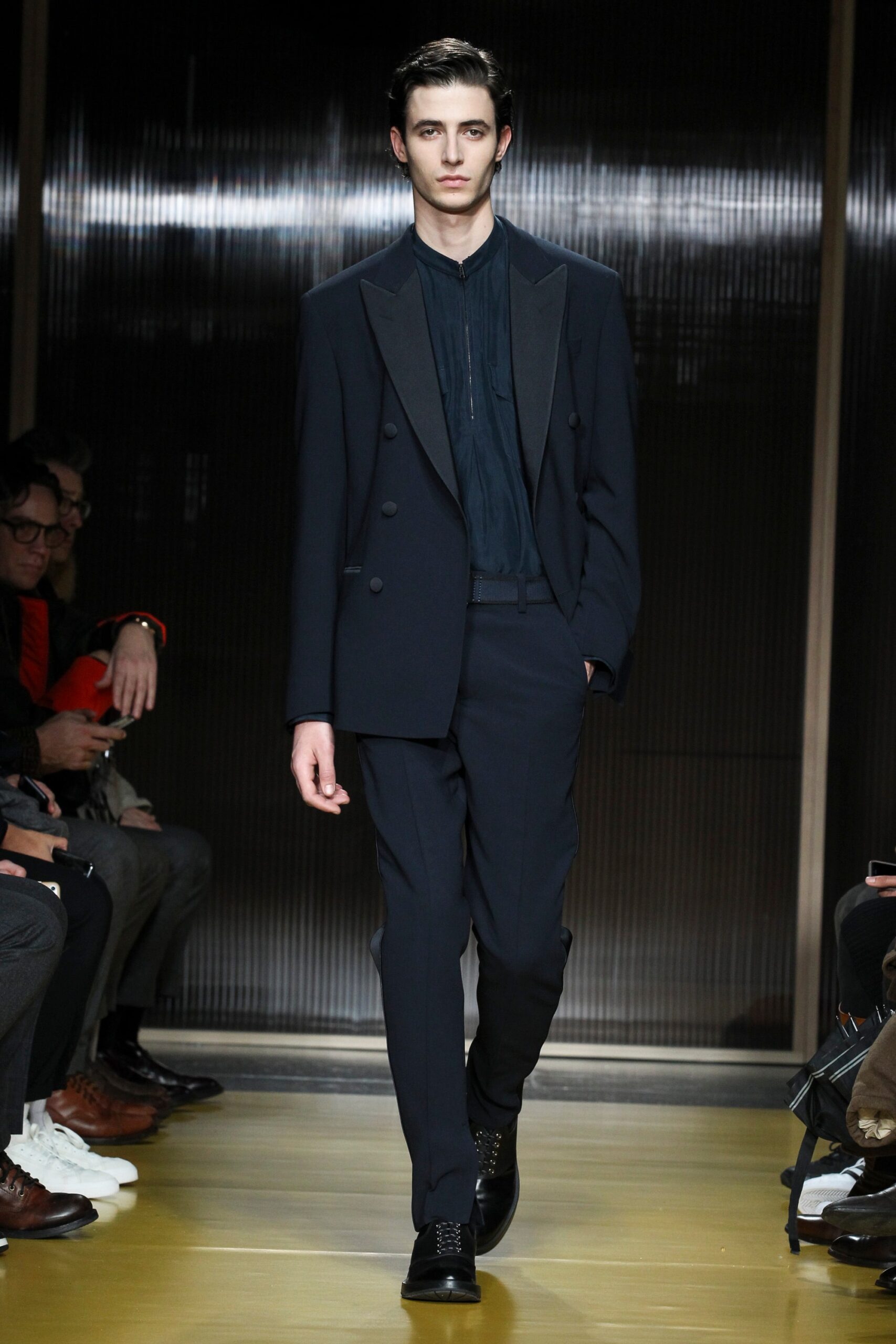 Boss F/W 18 Menswear Look 328