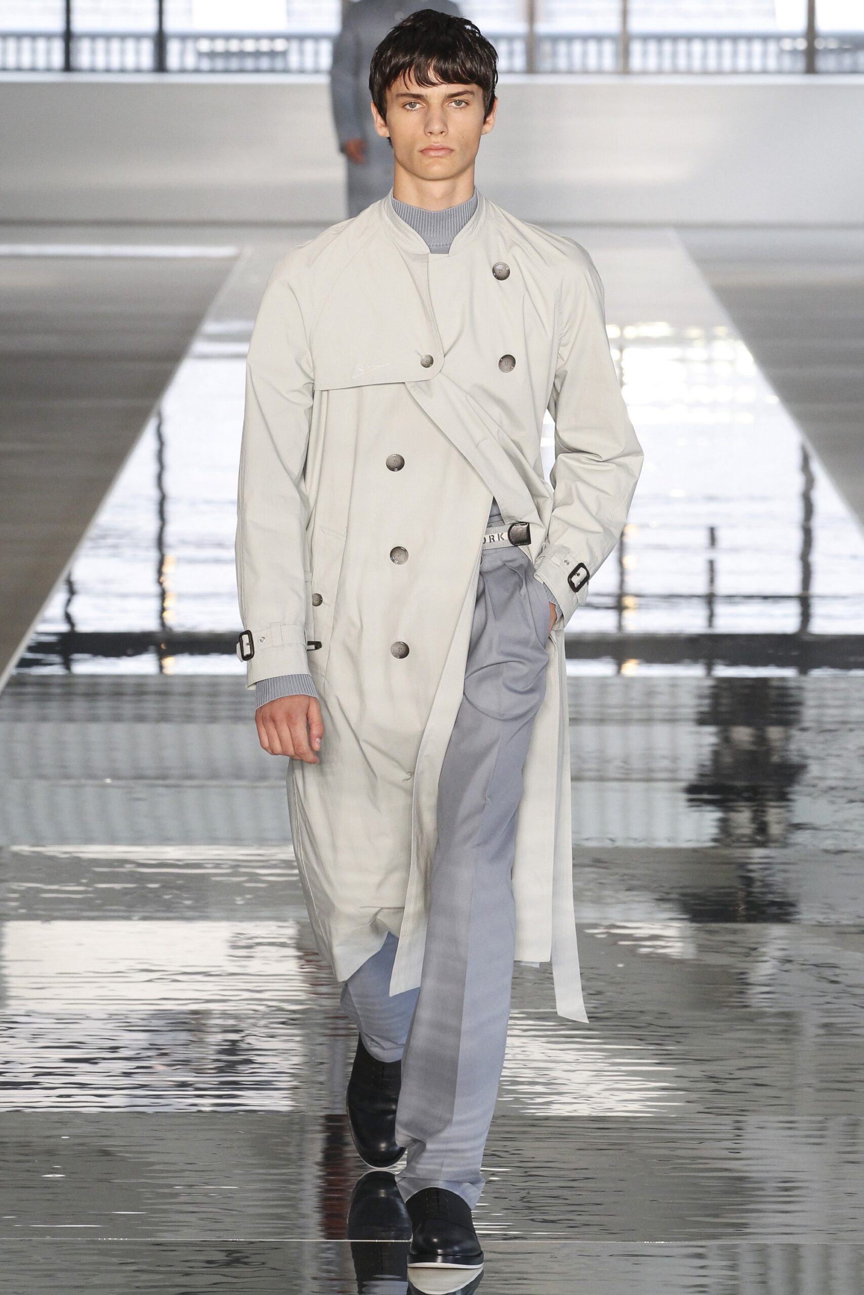 Boss S/S 18 Menswear Look 55