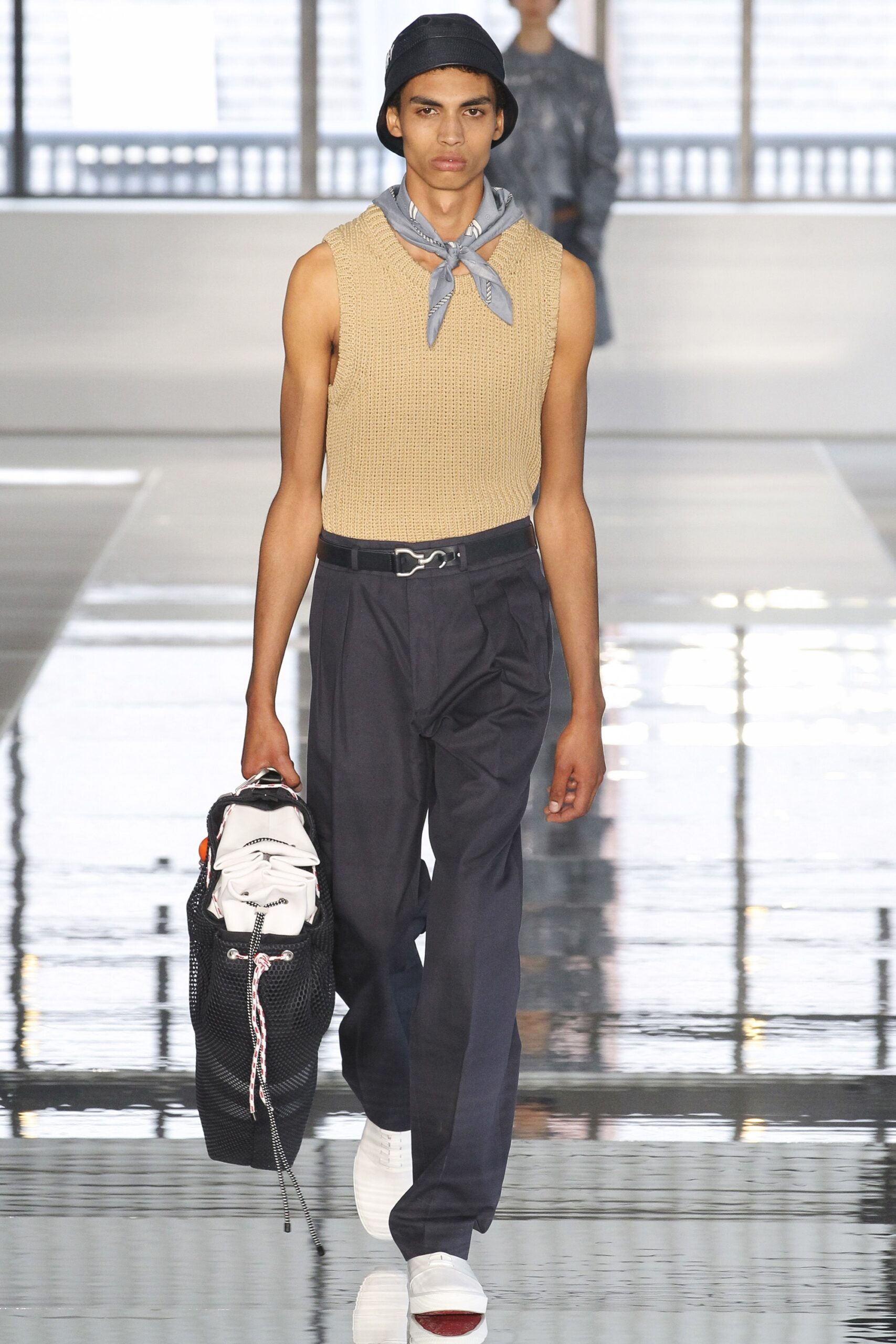 Boss S/S 18 Menswear Look 97