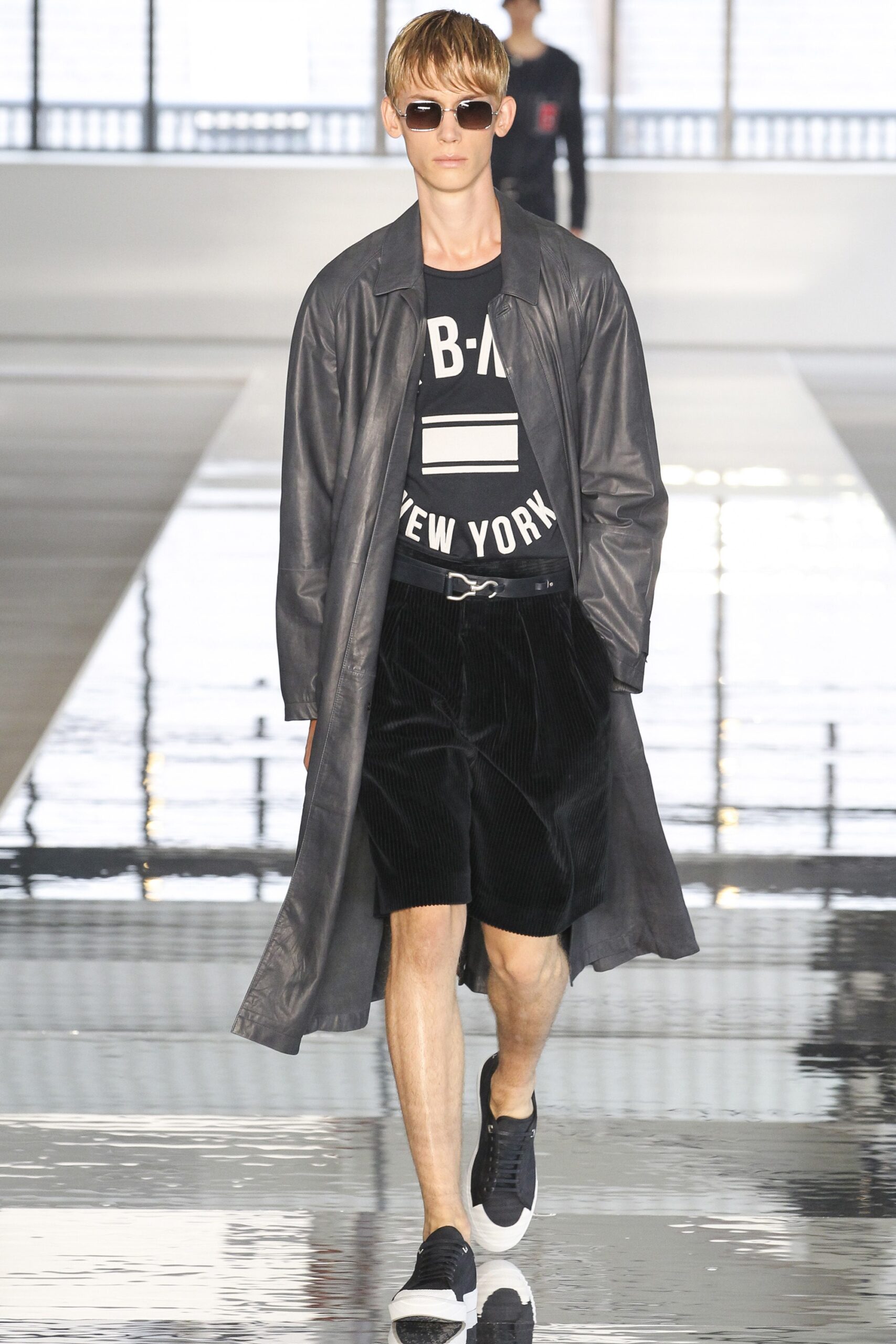 Boss S/S 18 Menswear Look 160