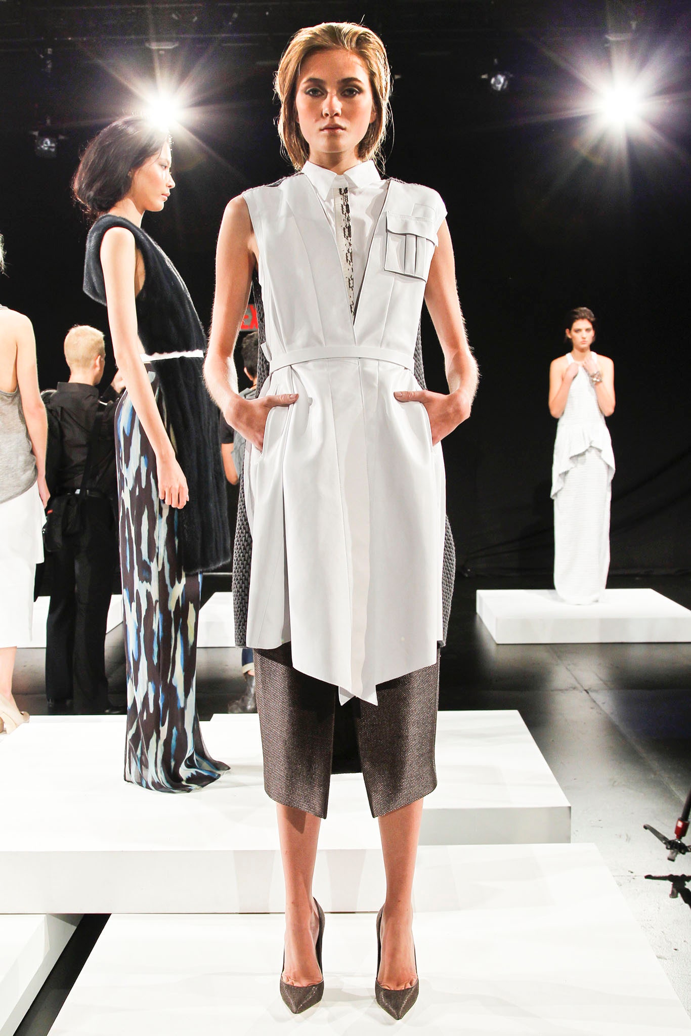 Brandon Sun S/S 13 Look 43