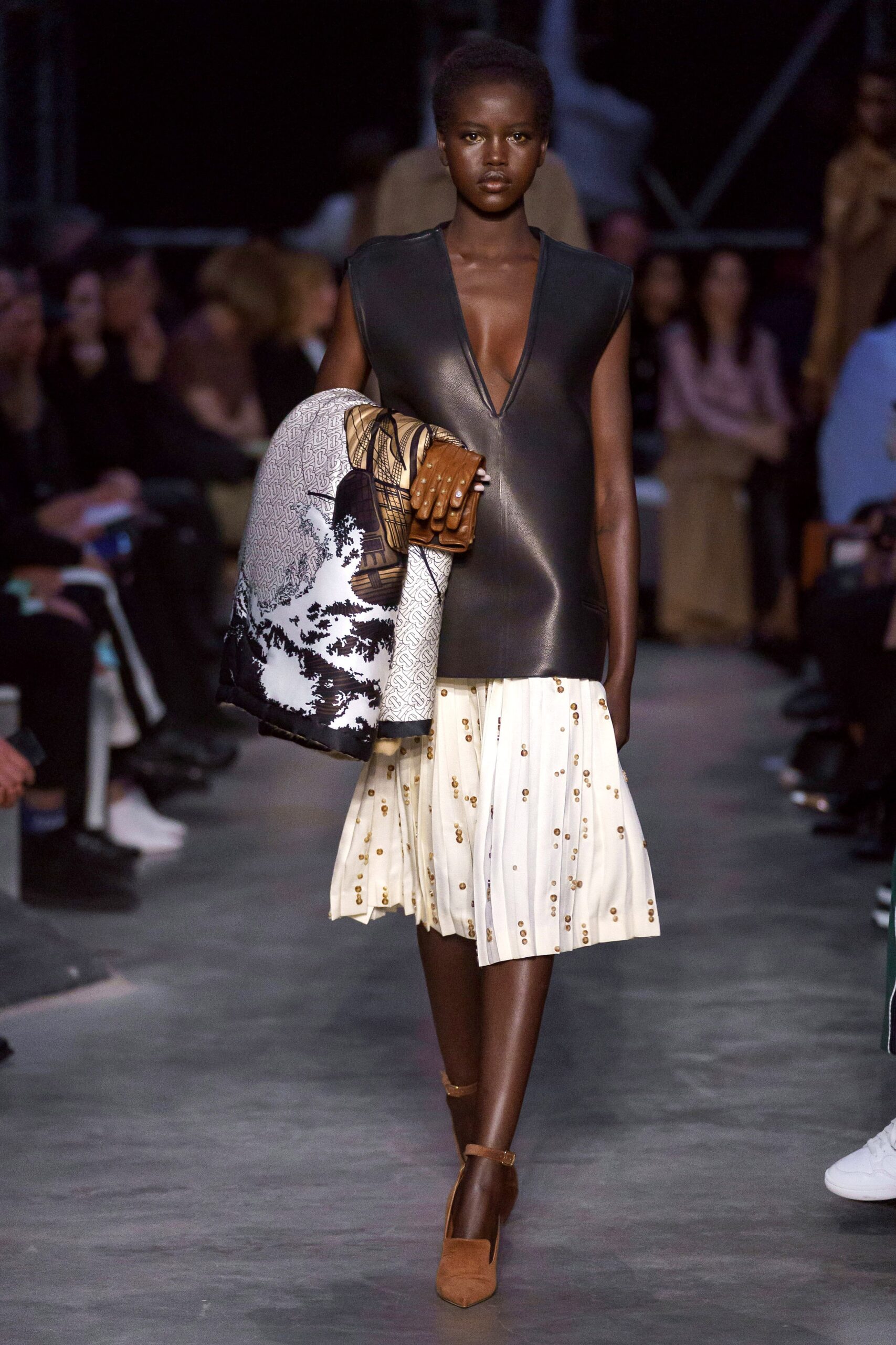 Burberry F/W 19 Menswear Look 856