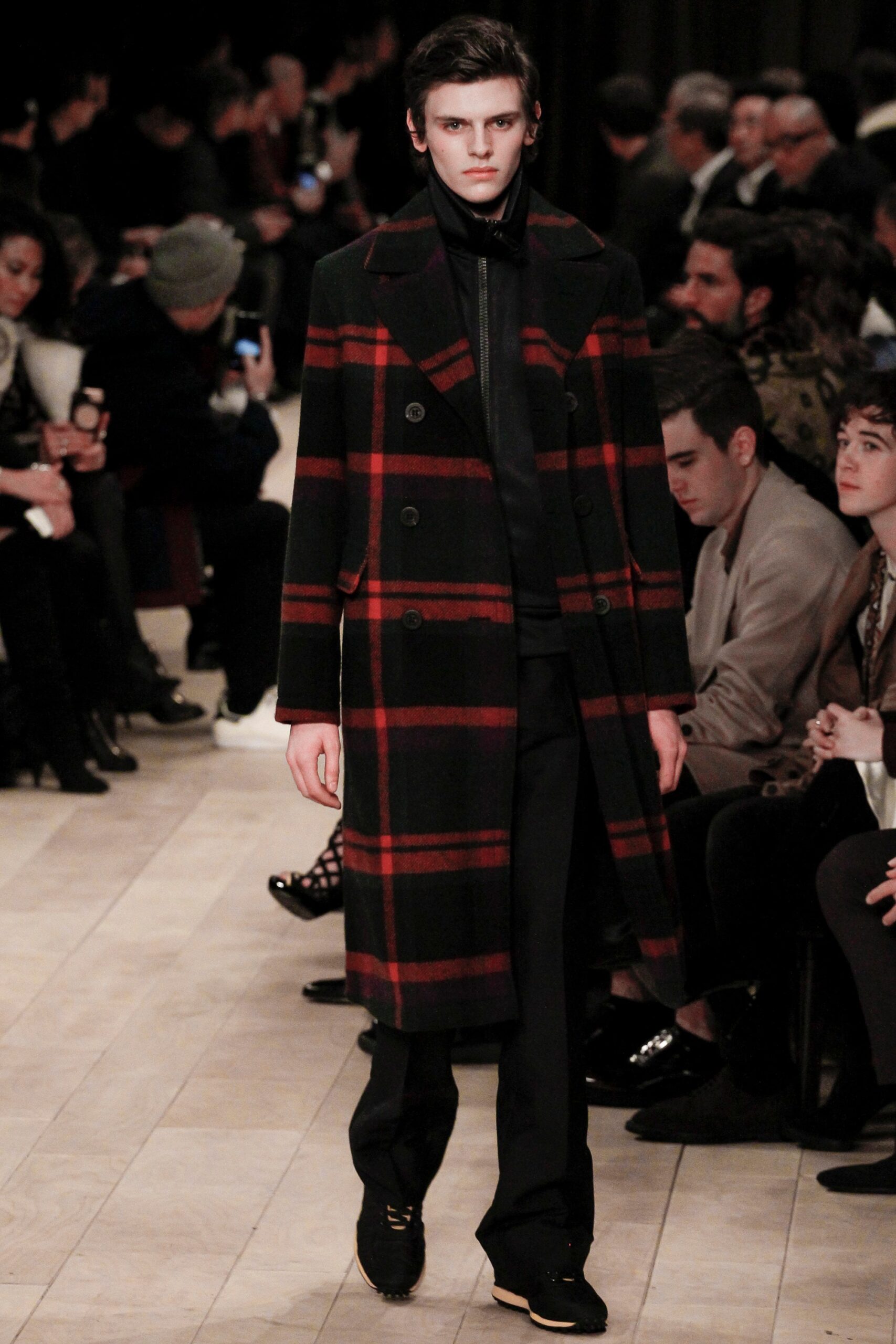 Burberry F/W 16 Menswear Look 3