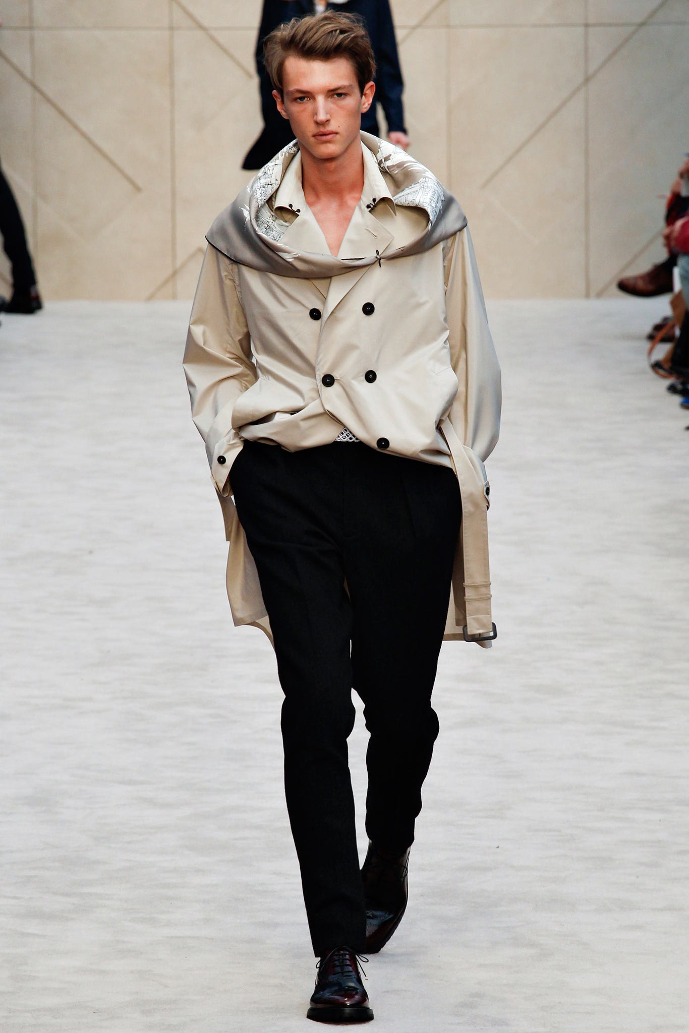 Burberry F/W 14 Menswear Look 25