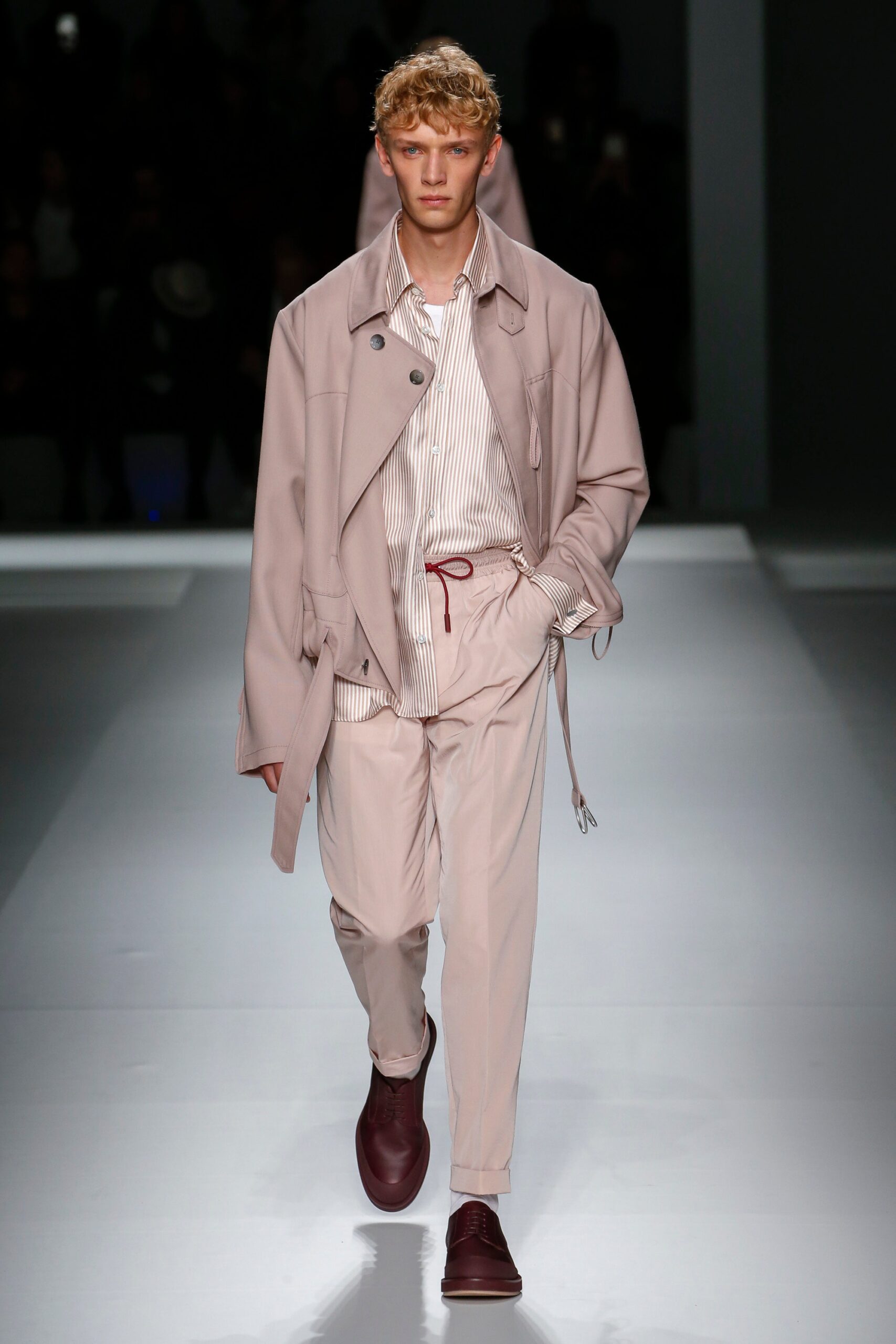 Boss S/S 19 Menswear Look 33