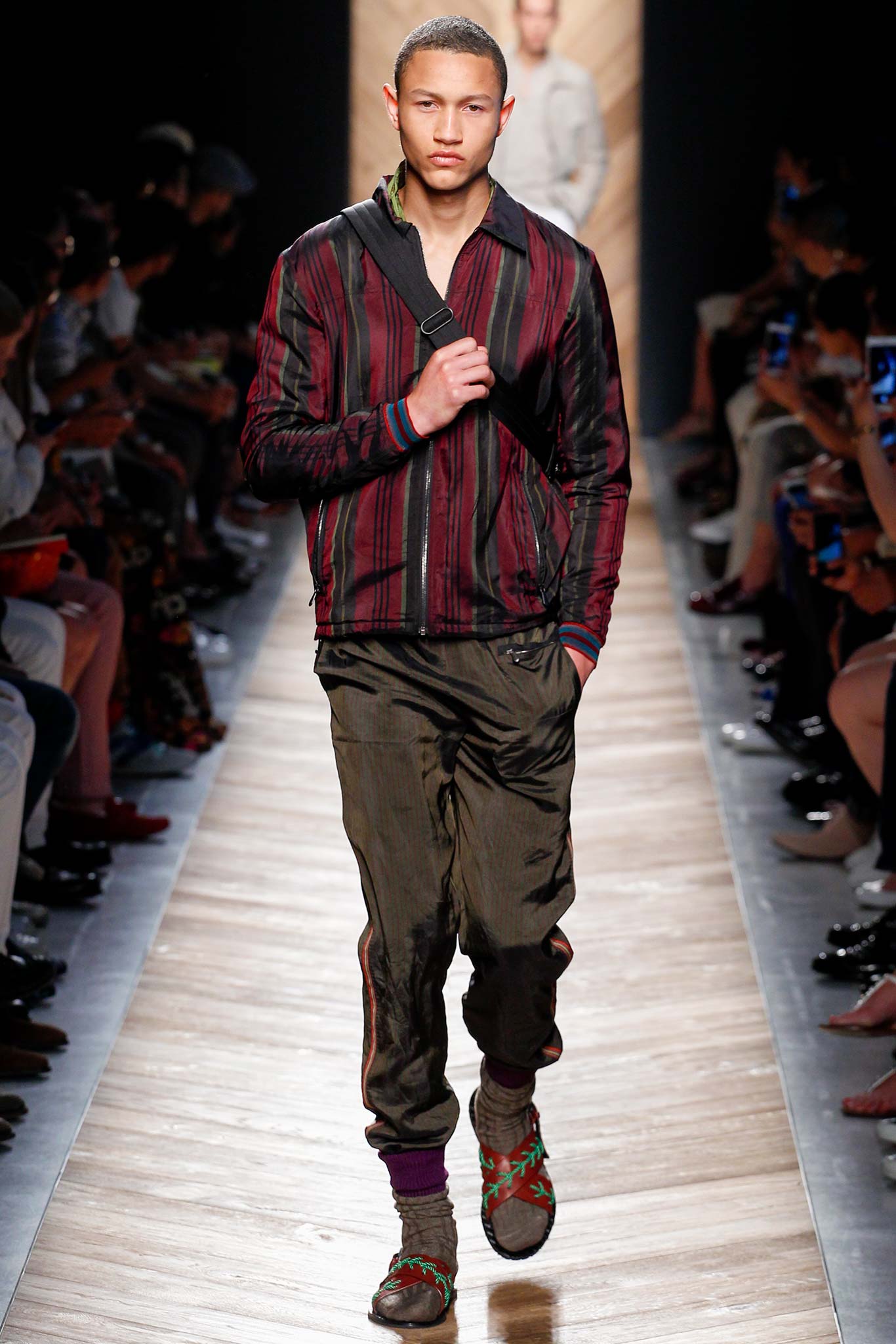 Bottega Veneta S/S 16 Menswear Look 51