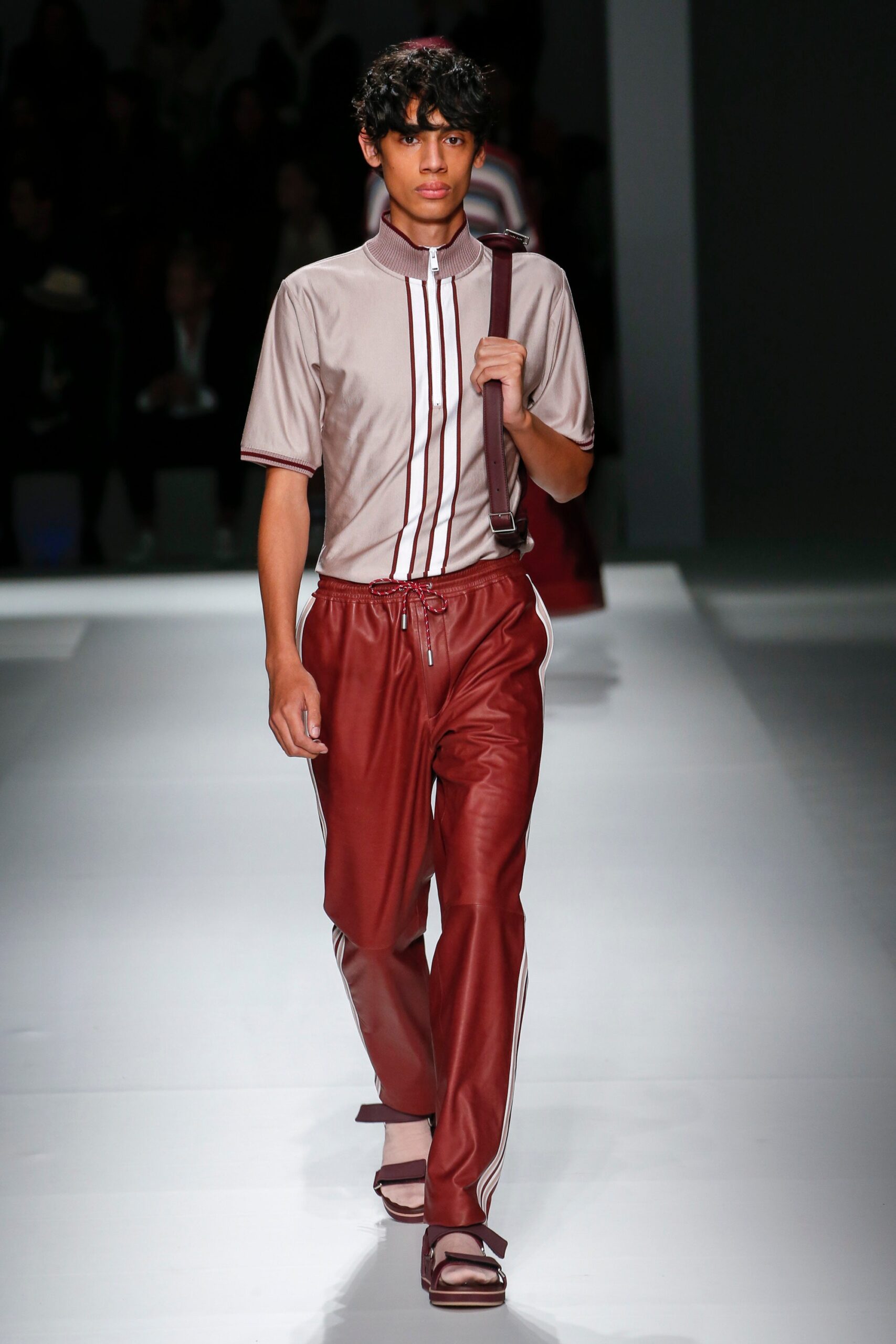Boss S/S 19 Menswear Look 145