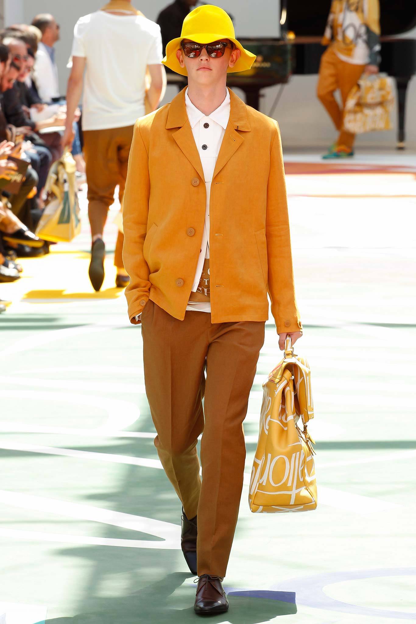 Burberry S/S 15 Menswear Look 97