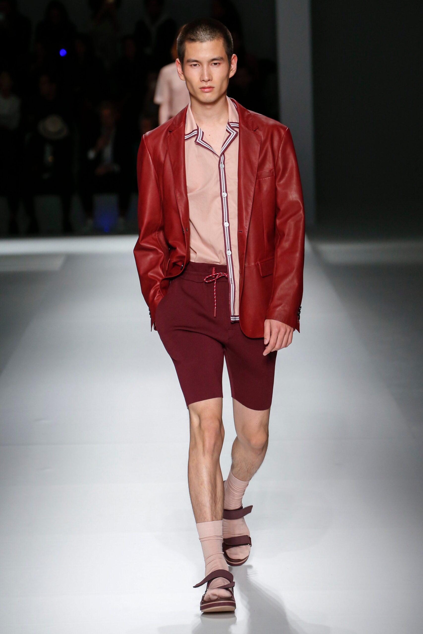 Boss S/S 19 Menswear Look 215
