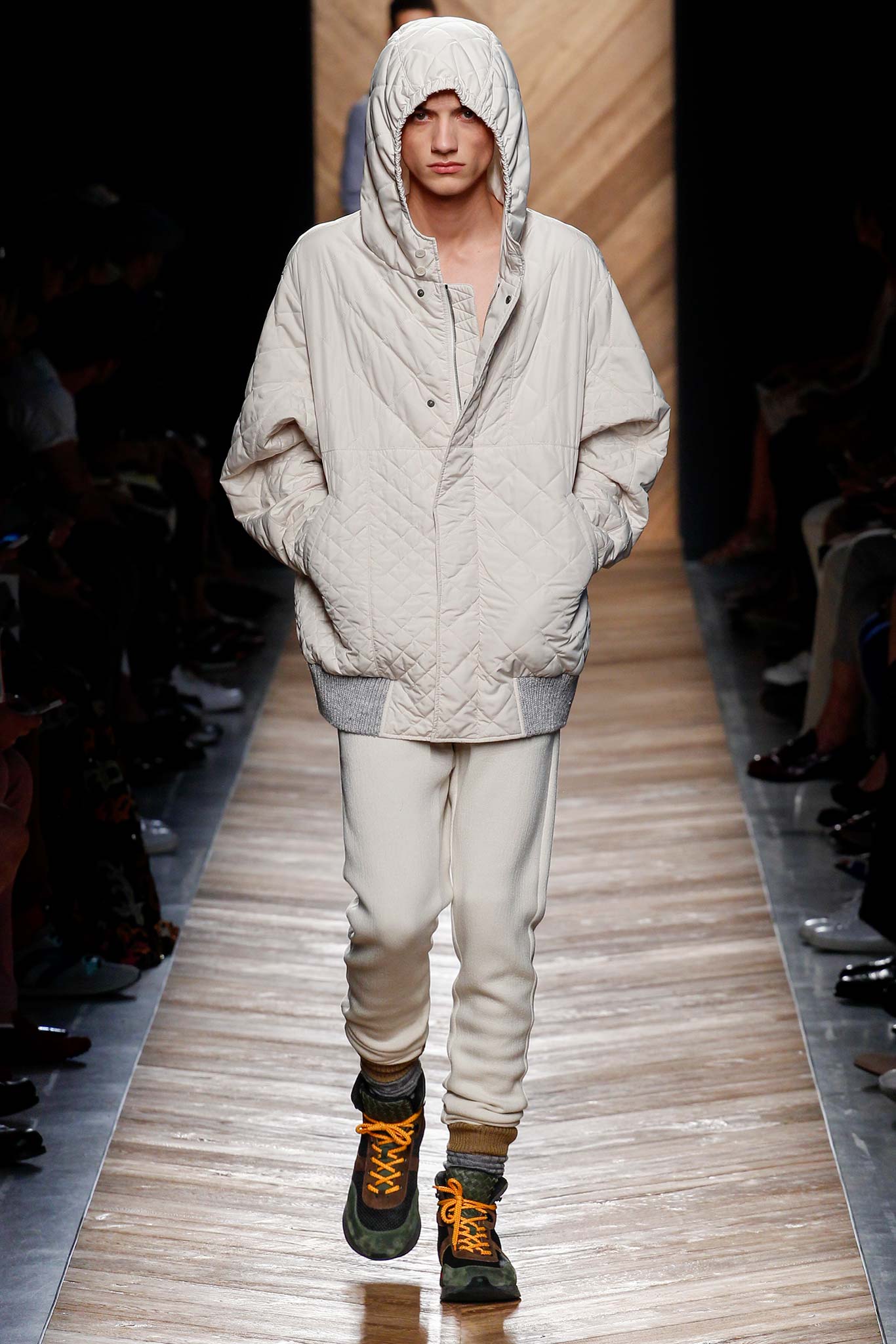 Bottega Veneta S/S 16 Menswear Look 200