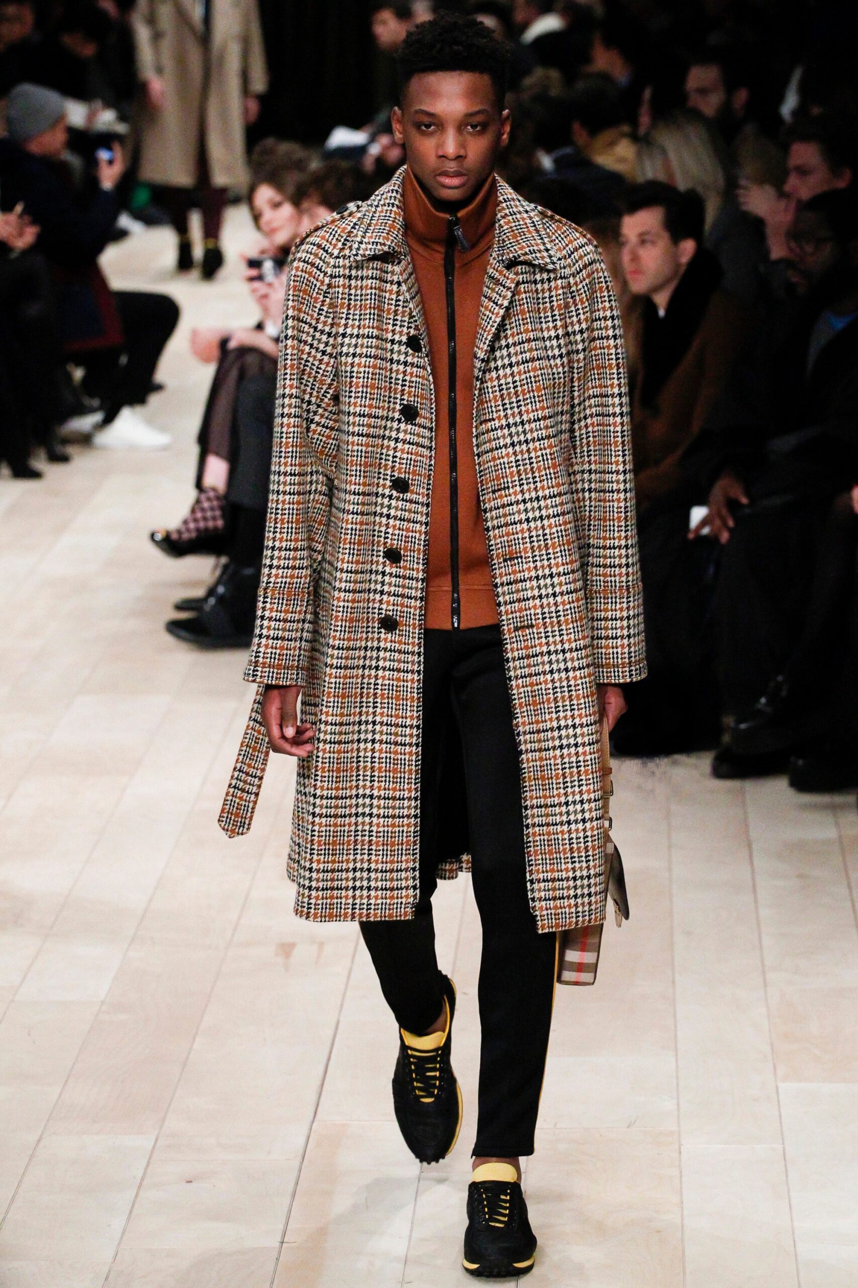 Burberry F/W 16 Menswear Look 295
