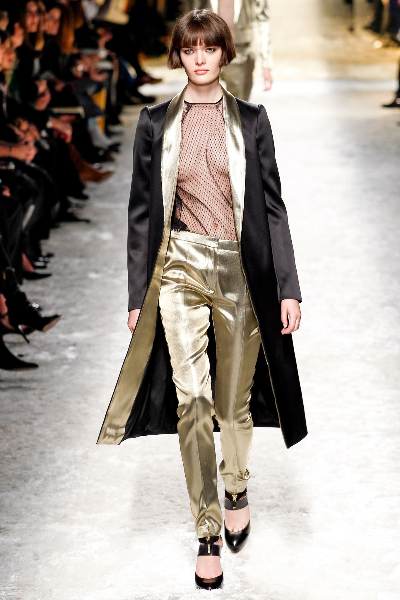 Blumarine F/W 14 Look 196