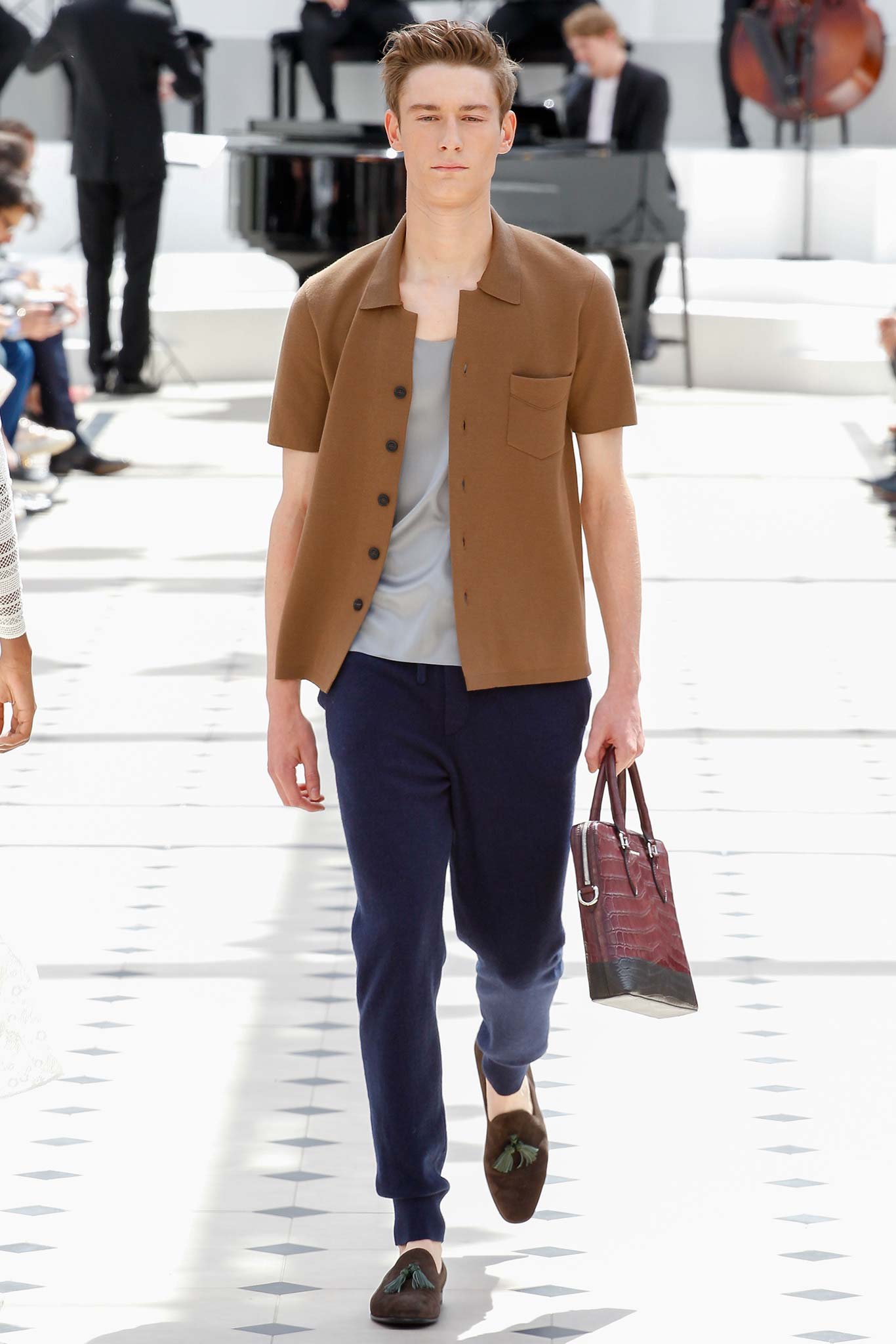 Burberry S/S 16 Menswear Look 293