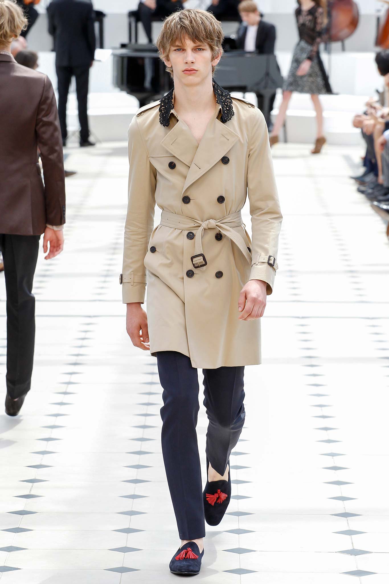 Burberry S/S 16 Menswear Look 308