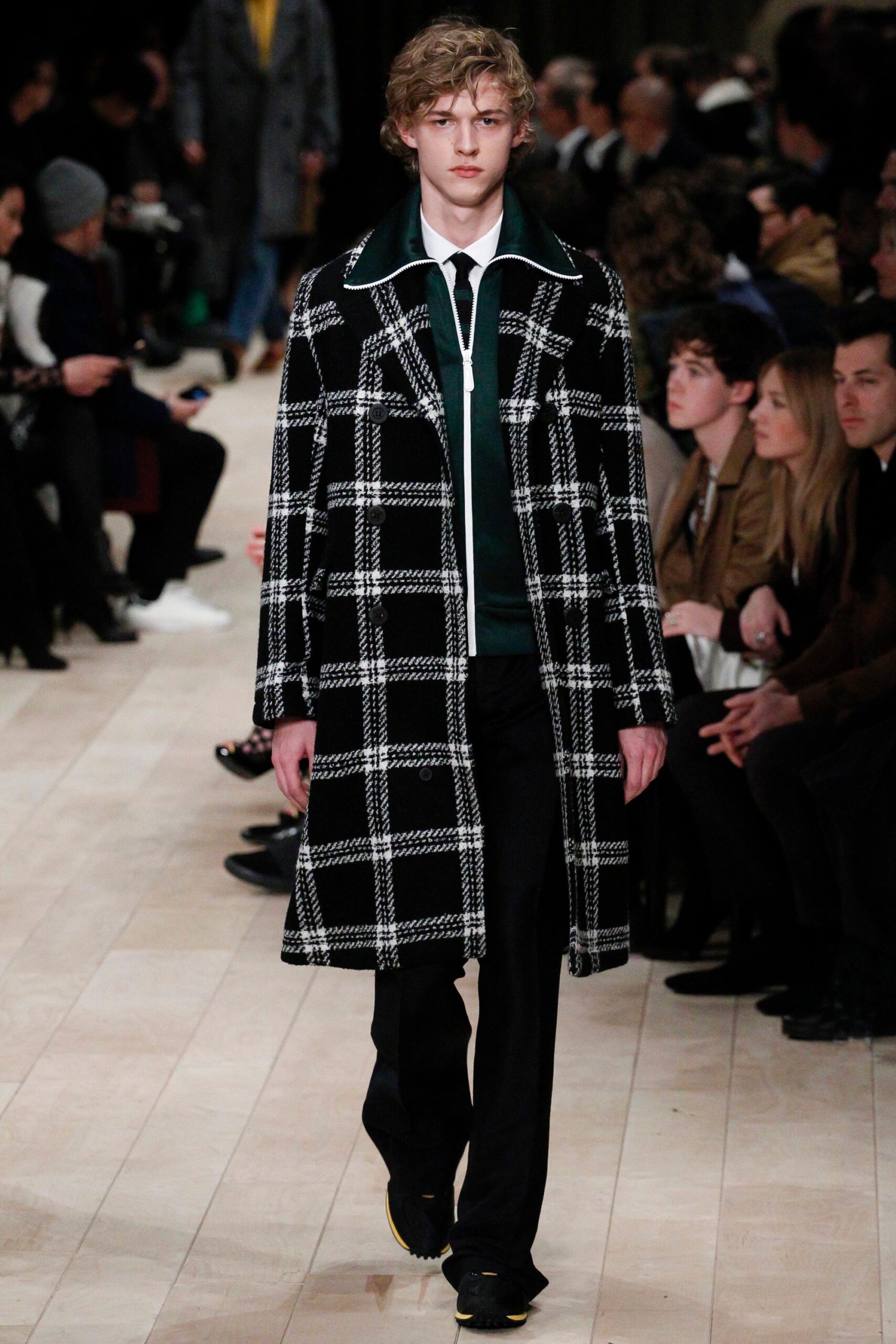 Burberry F/W 16 Menswear Look 469