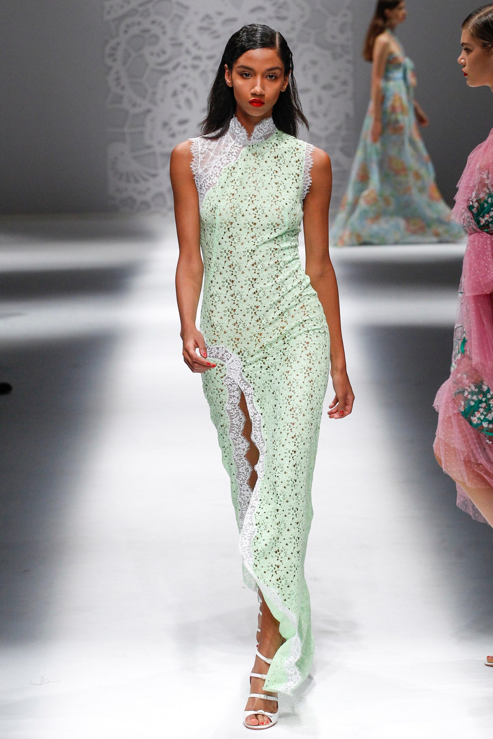 Blumarine S/S 18 Look 433