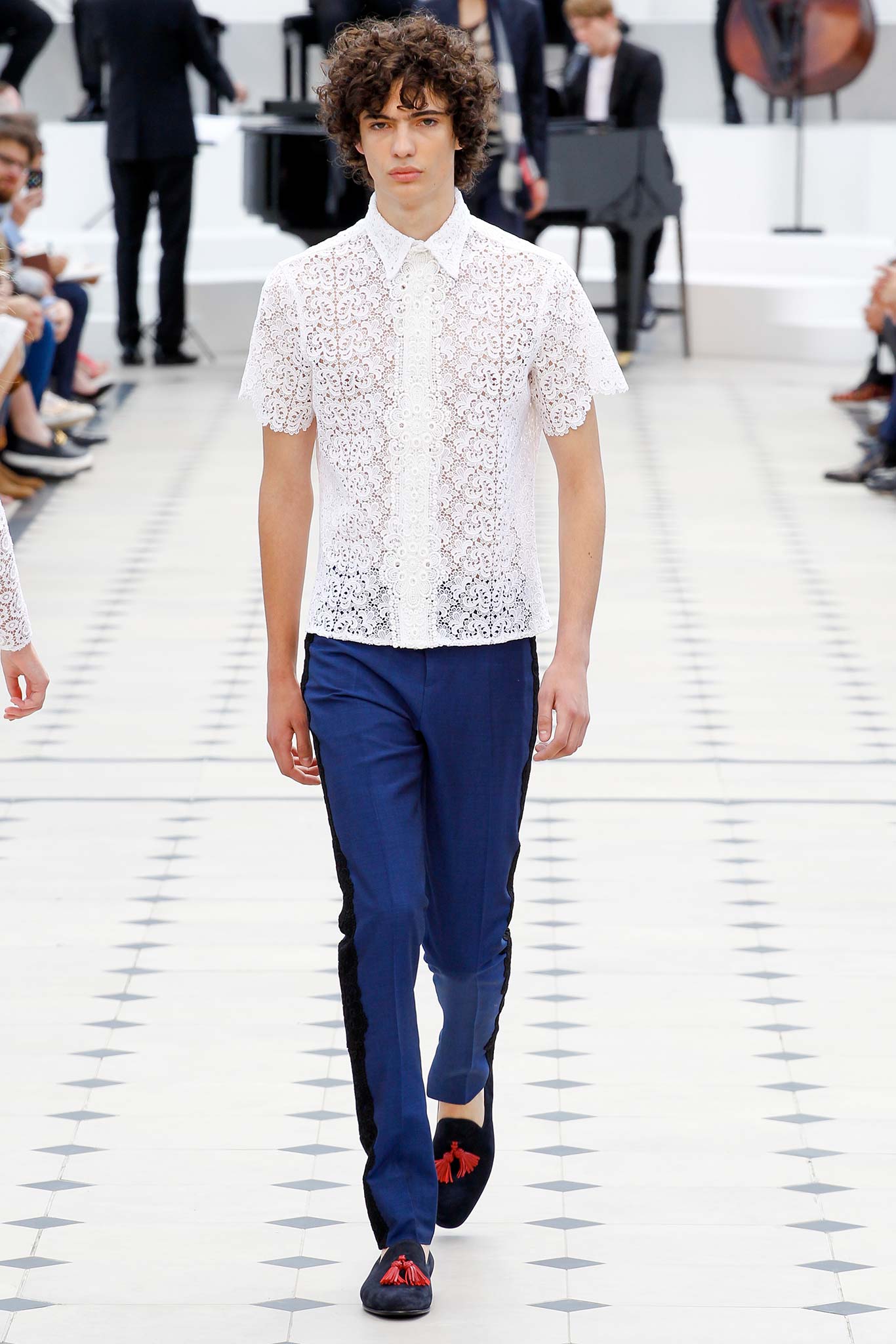 Burberry S/S 16 Menswear Look 354