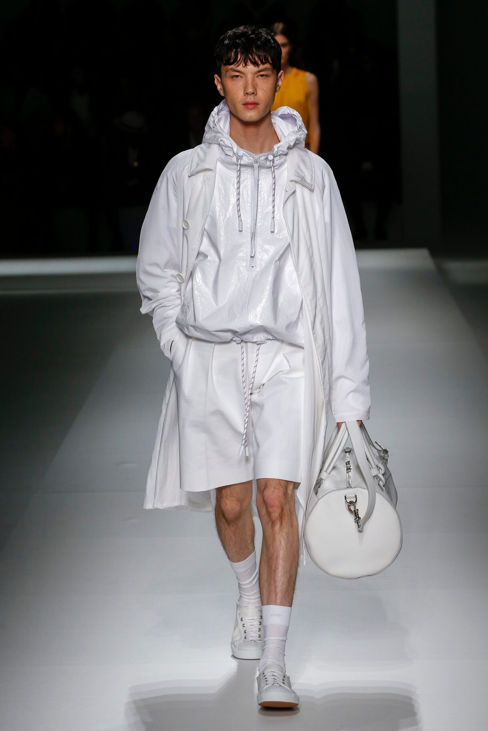 Boss S/S 19 Menswear Look 556