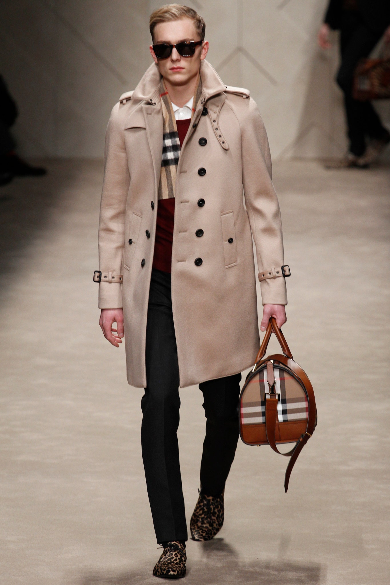 Burberry F/W 13 Menswear Look 1